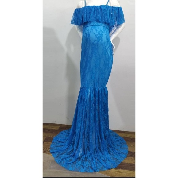 Blue lace Maternity photoshoot dress large - Picture 1 of 7